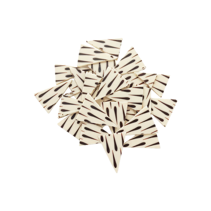 Barlo Tear Drop Chocolate Triangles — 1 kg (435 pcs)